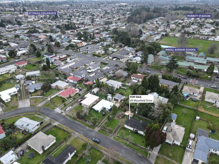 29 Masefield Drive Enderley_19