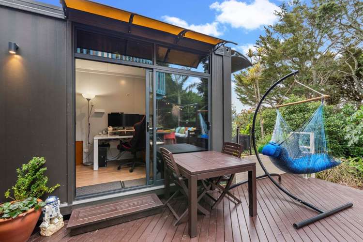 16 Hurstbourn Priors Goodwood Heights_17