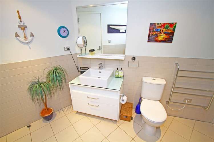 1010/30 Beach Road Auckland Central_9