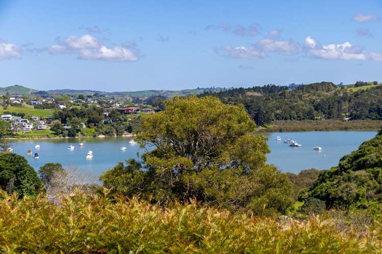 35 Oxford Street Whakapirau_10