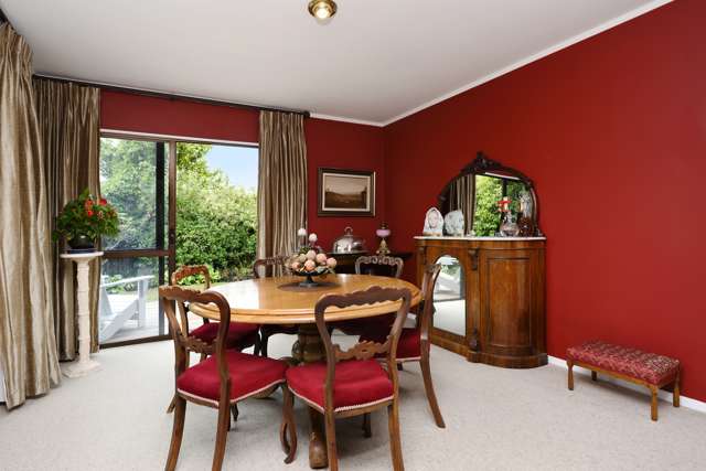 21 Farnham Drive Richmond_3