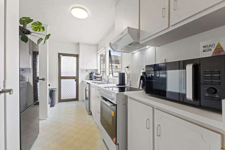 1/22 Kingswood Road Papatoetoe_5