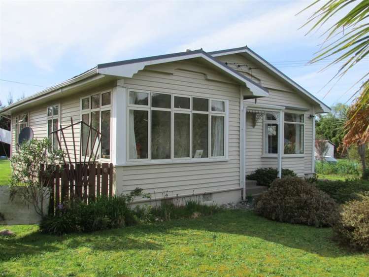 4 Hart Street Blackball_3