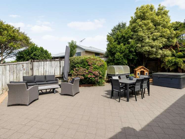 7 Guernsey Place Grandview Heights_18