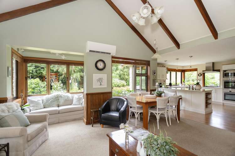 53 Horse Gully Road Papakaio_13