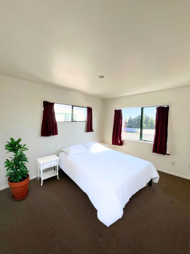 7/1 Briar Way New Lynn_2