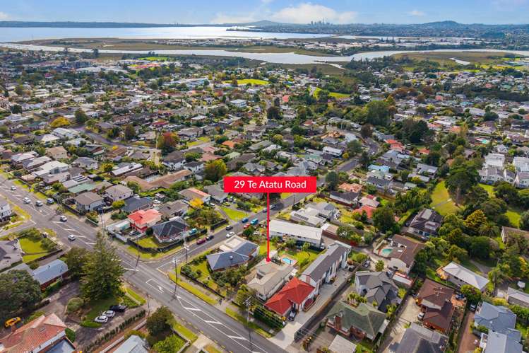 29 Te Atatu Road Te Atatu South_22