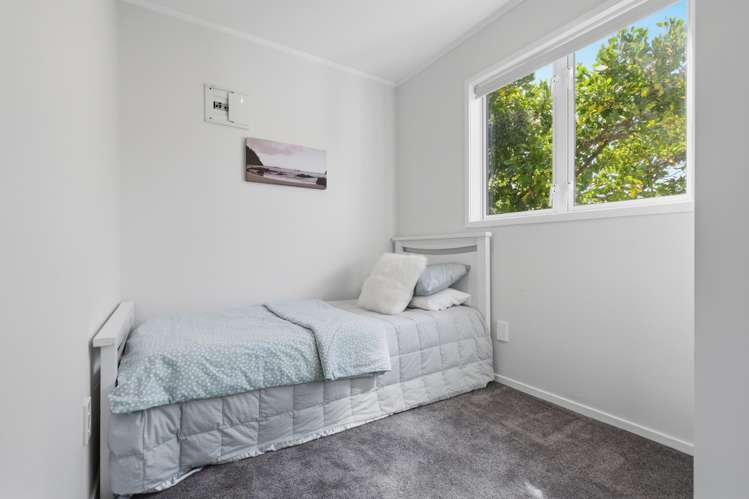 129 West Hoe Heights Orewa_26