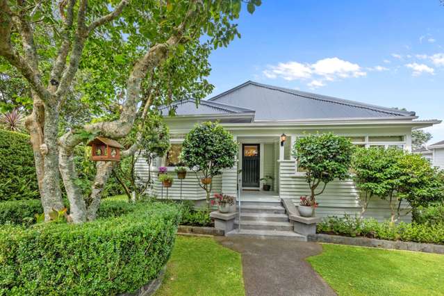 A Bungalow Beauty Ready for its Next Chapter.