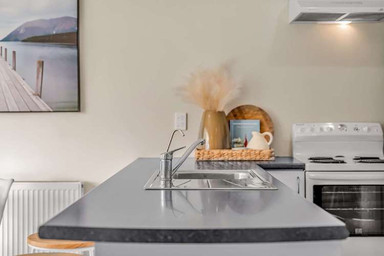 56 Devon Road Springvale_3