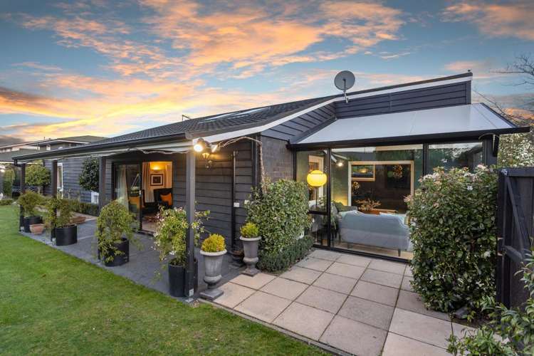 110 Idris Road Bryndwr_27