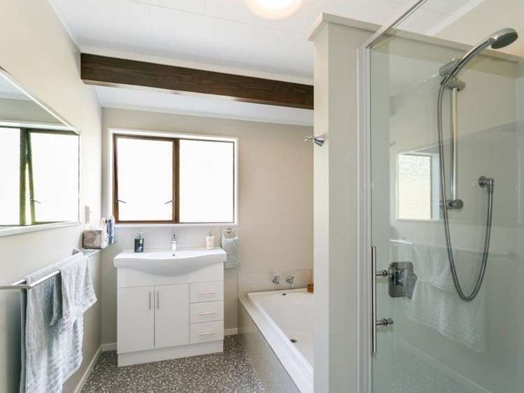 97 Kaimata Road Bay View_9