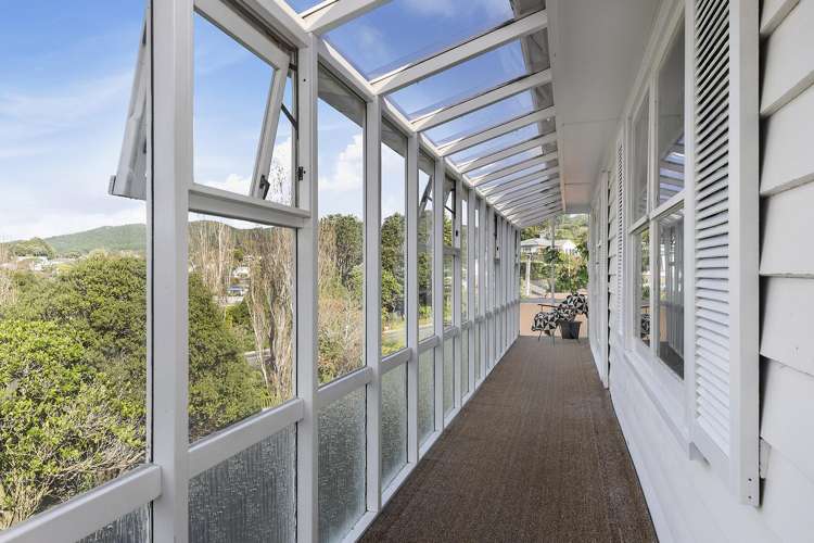 15a Romney Square Tawa_17