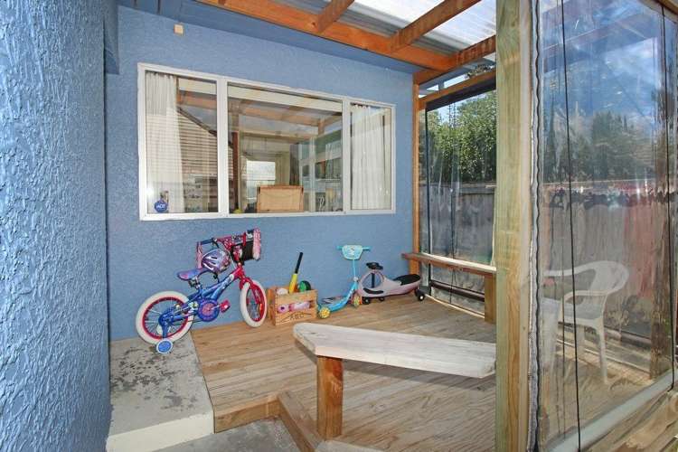 28 Rainforth Street Roslyn_16