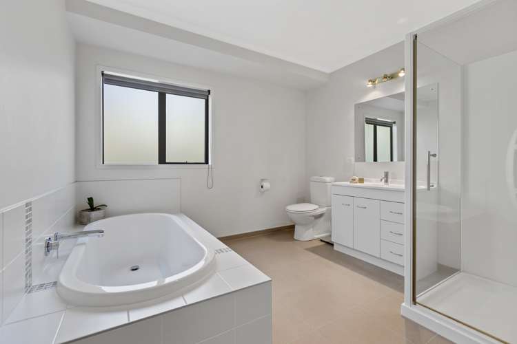 11a Handley Place Glen Avon_16