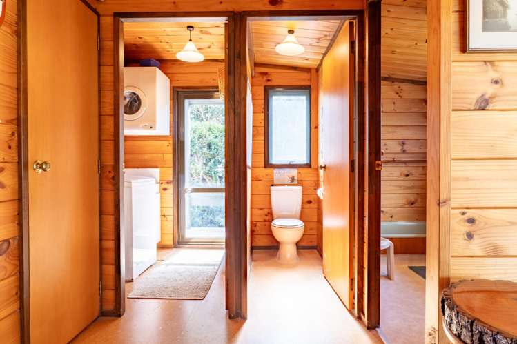 189 Ocean View Road Oneroa_51