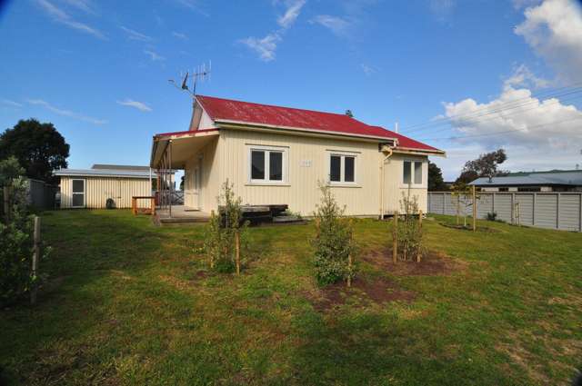 330 Ocean Road Whangamata_3