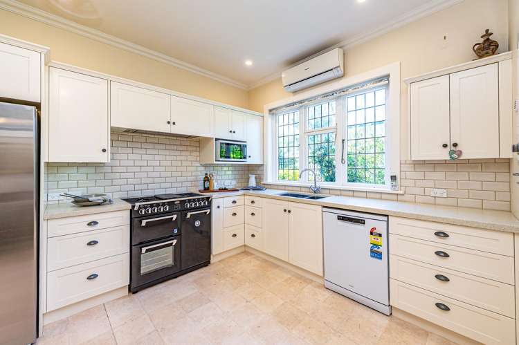 299 Saint Hill Street Wanganui Central_16