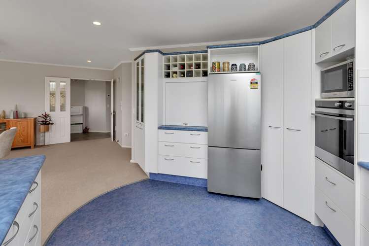 190 Pompallier Estate Drive_1