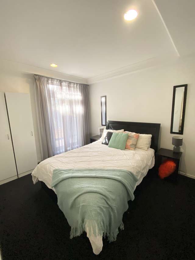 1C/-27 FALCON Parnell_4