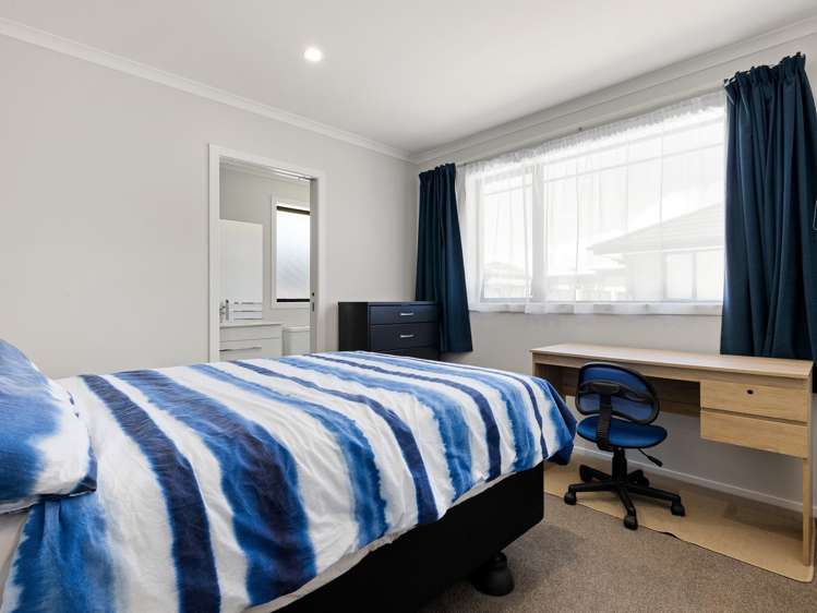 4/15 Dover Road Saint Andrews_7