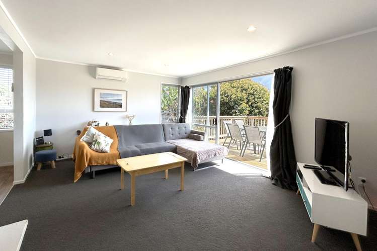 9 Puriri Avenue Kaiaua_17