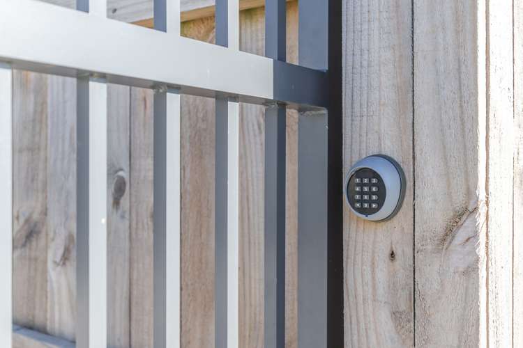 19 Dudley Street Levin_17