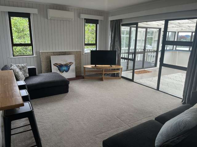 5 Sussex Place 11601_1