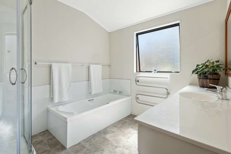 8 Westwood Street Bellevue_13