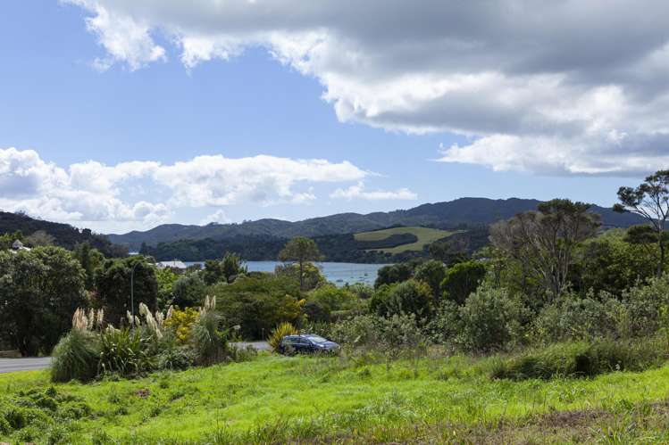 1 Beach Road Mangonui_11