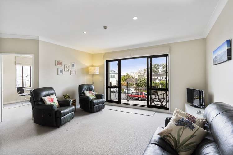 5/99 Mokoia Road Birkenhead_6