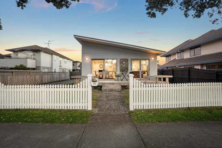 4A Eastern Beach Road_0