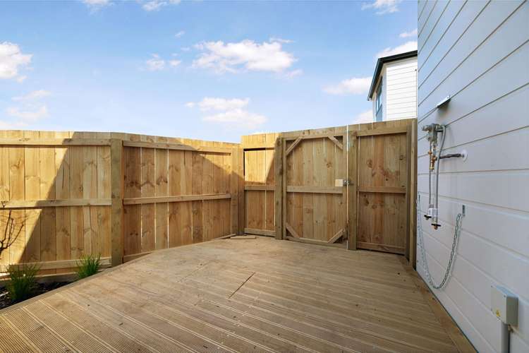 32 Tapuwae Way Mangere Bridge_10