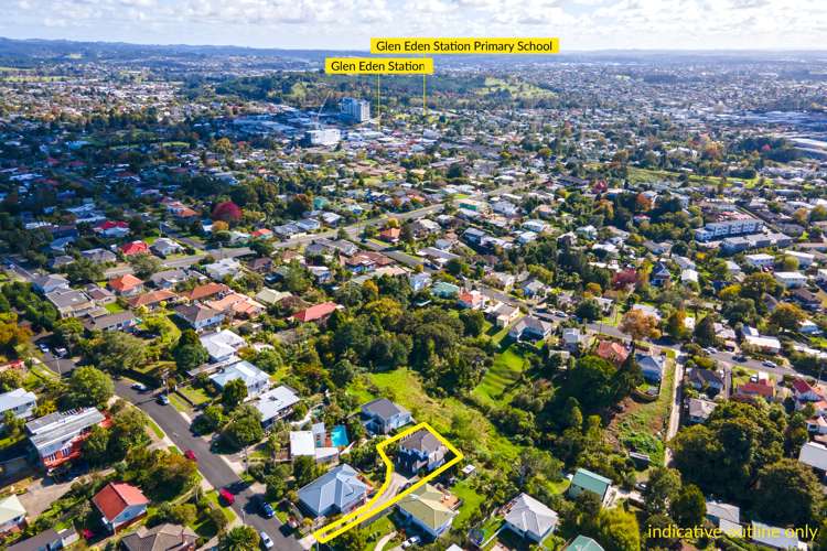 12a Roland Hill Glen Eden_7