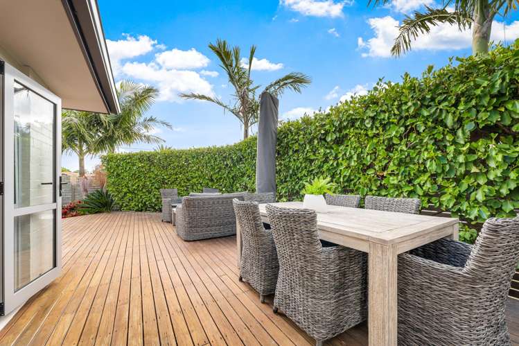 7 Laurie Street Red Beach_9