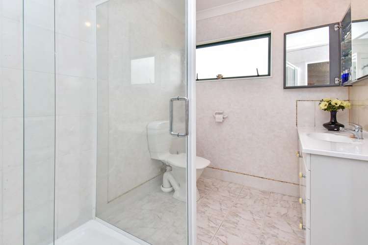 8 Bougainvillaea Terrace Goodwood Heights_10