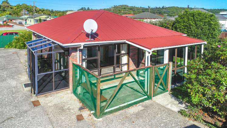 72 Shakespeare Street Greymouth_11