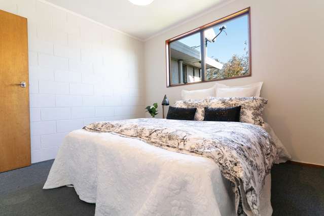 8/702 Grays Road Mahora_4