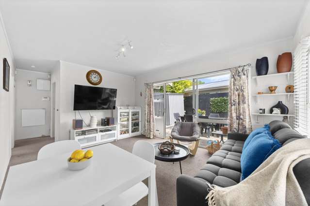 2/52 Merton Road St Johns_4