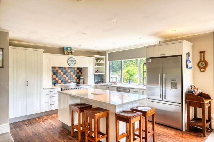 59 Back Creek Road Ruatapu_10