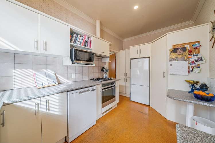 204 Waiwhetu Road Waterloo_6