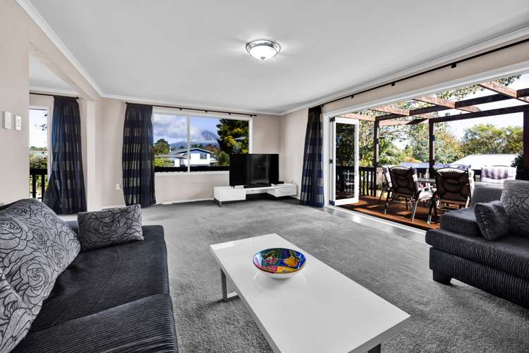 2 Titoki Place Inglewood_6