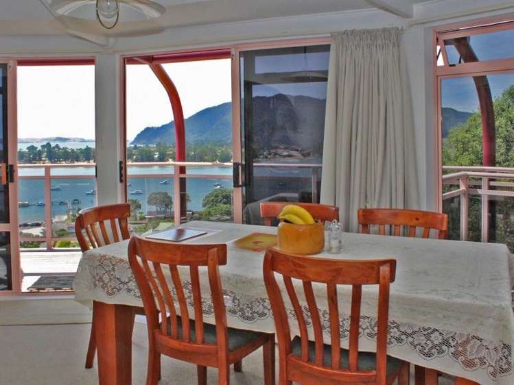 19 Pine Grove Tairua_3