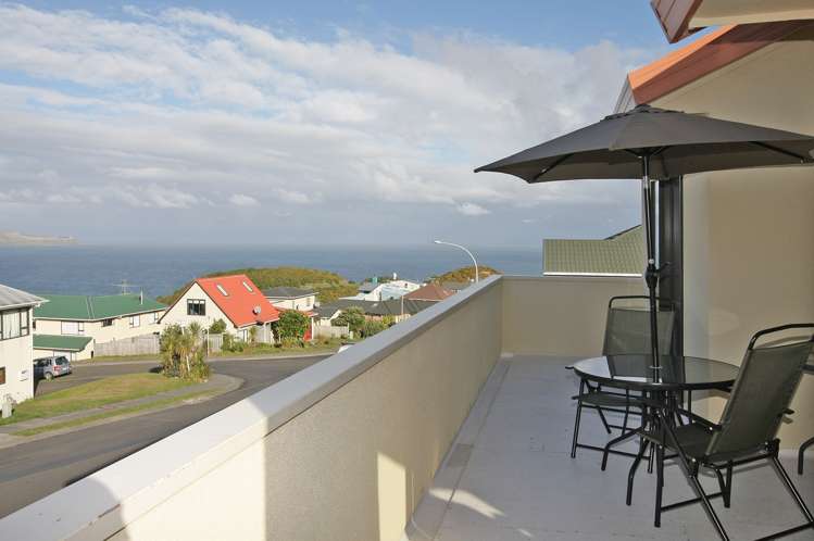 16 Bowes Crescent Strathmore Park_1