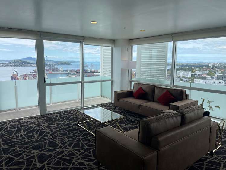 2309/10 Waterloo Quadrant Auckland Central_1