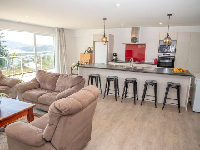 5 Eagles Way Cable Bay_4