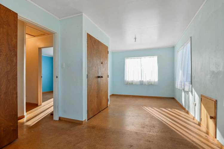 8 Hakiwai Road Fernhill_12