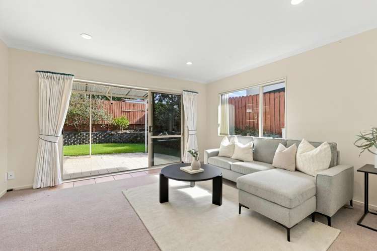 6 San Ambrosio Rise Henderson_6