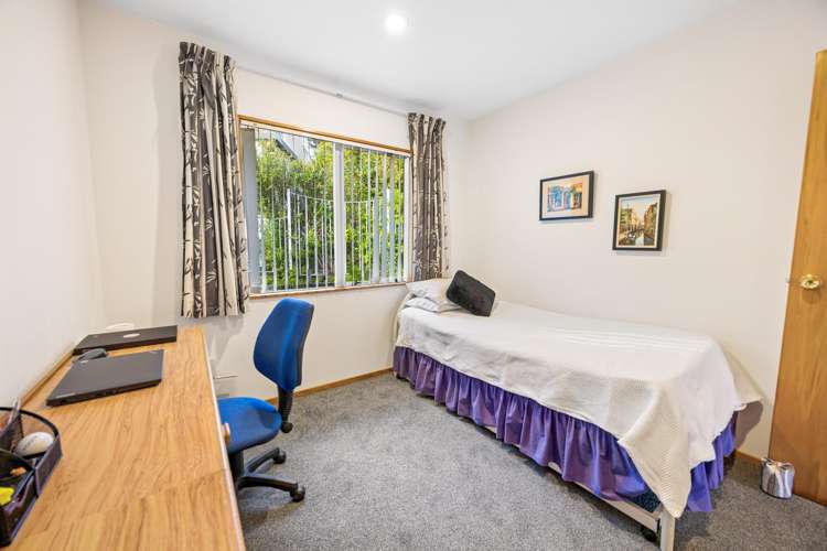 25 Woodfern Crescent Titirangi_17