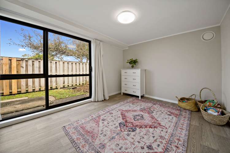 1/15 Lynette Place Mangere_8